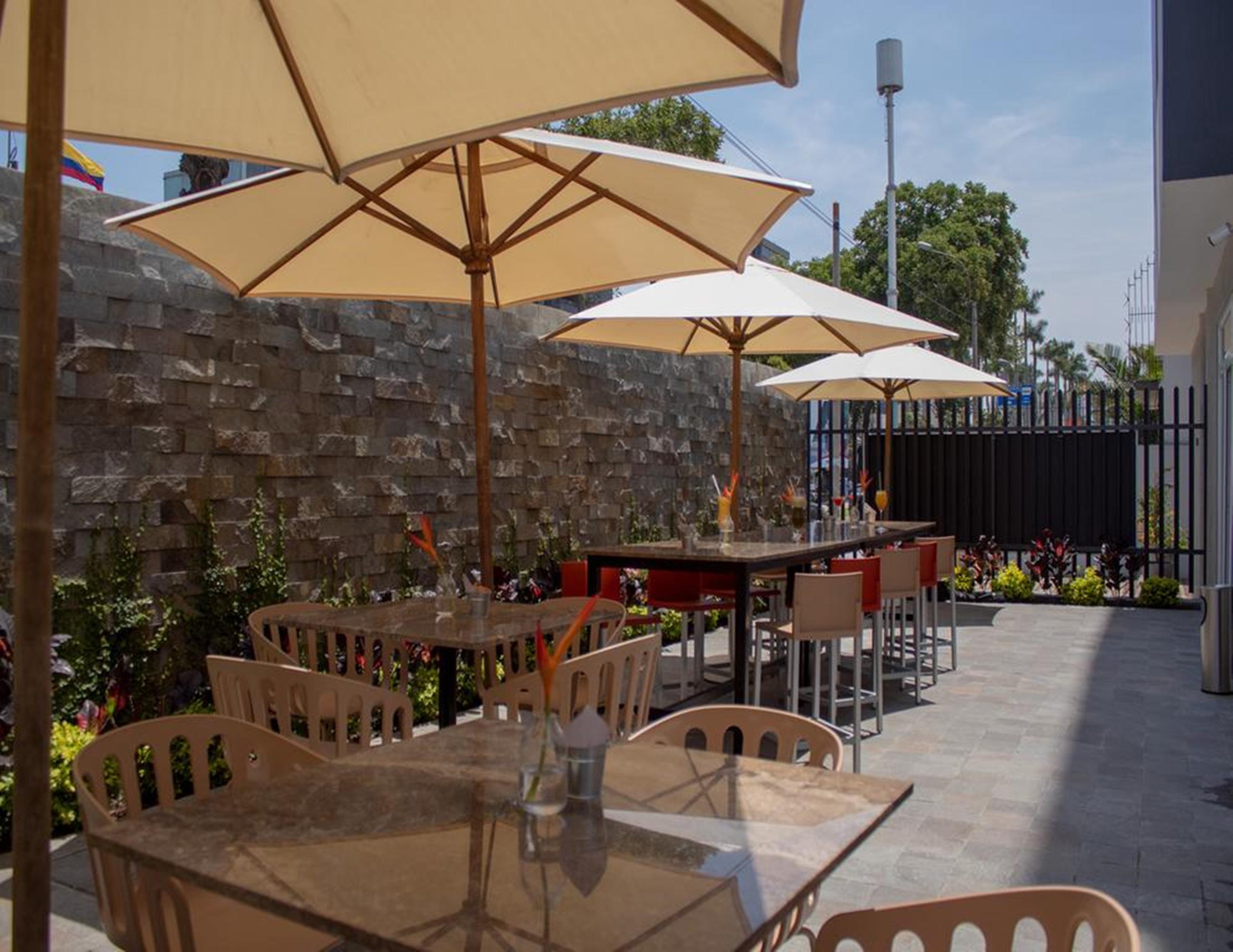Hotel Estelar San Isidro Лима Экстерьер фото