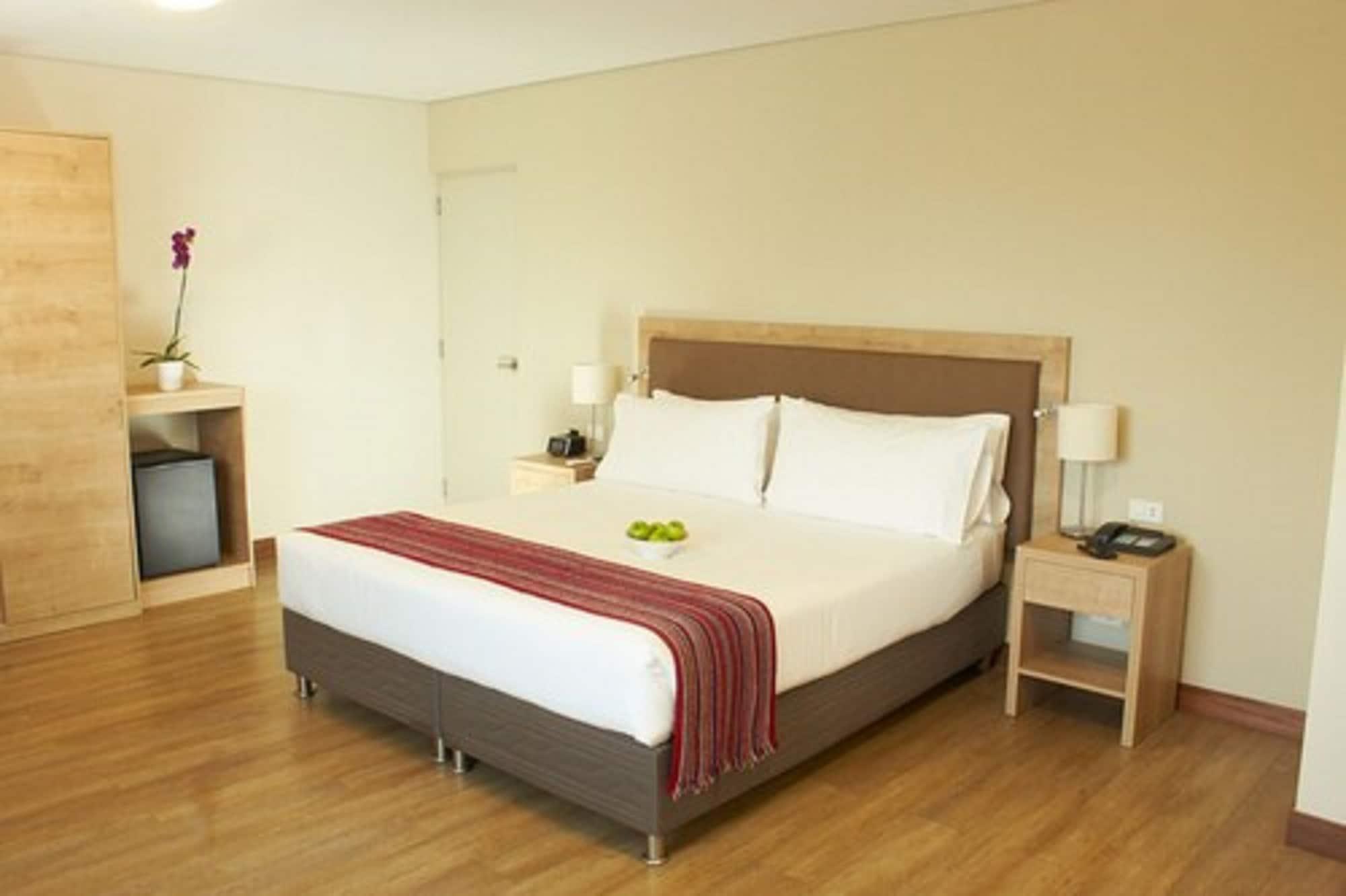Hotel Estelar San Isidro Лима Экстерьер фото